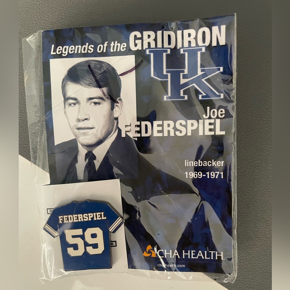 Sports Memorabilia Pin, Free w Bundle, University of Kentucky, Saints, Colts